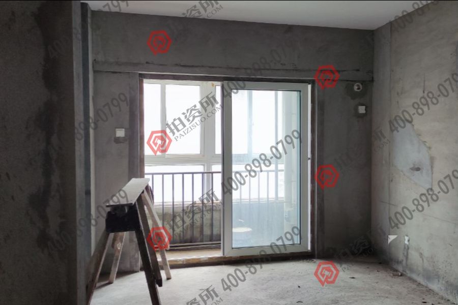 五礦紫湖香醍（龍灣國(guó)際三期）法拍房三期2011棟715號(hào)