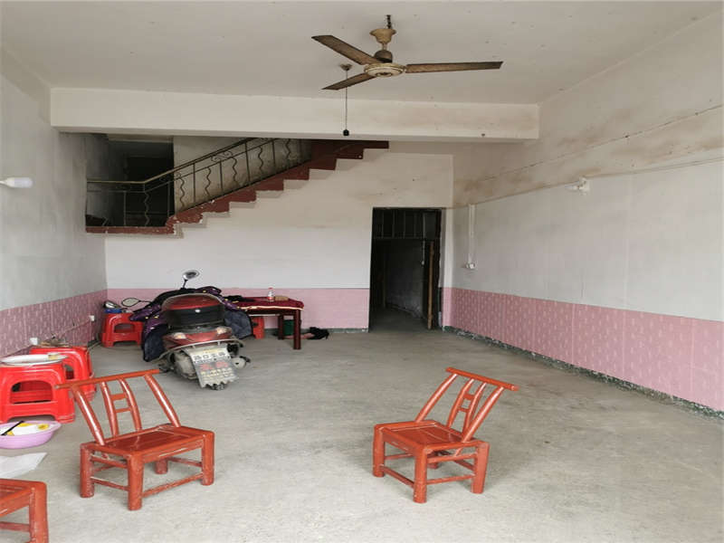 振興路81號(hào)法拍房101、201、301號(hào)