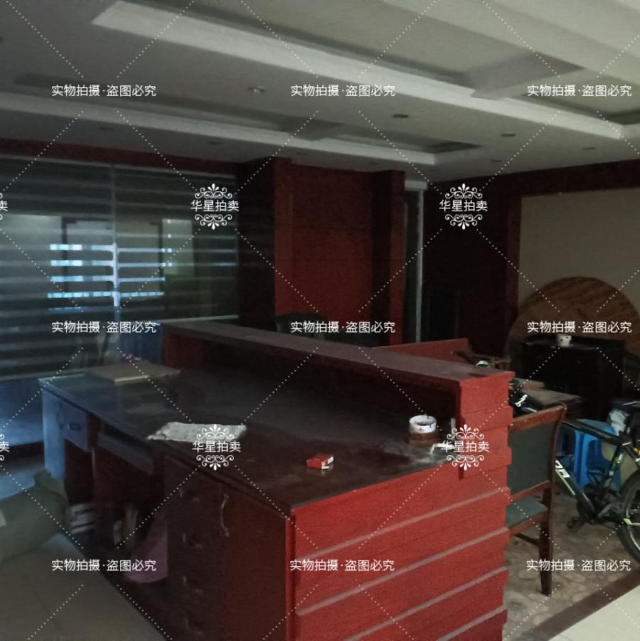 綠地公館（綠地名?。┓ㄅ姆?0棟702號(hào)