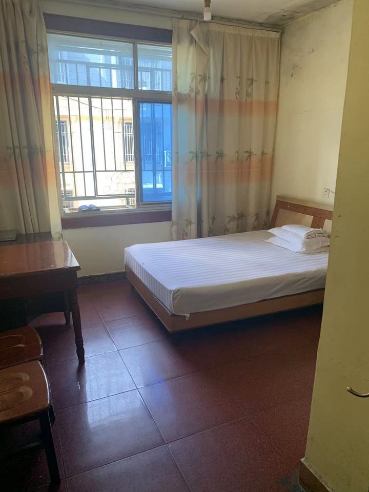 星沙鎮(zhèn)三產(chǎn)業(yè)街法拍房6片6組合3、4號101、201、301房