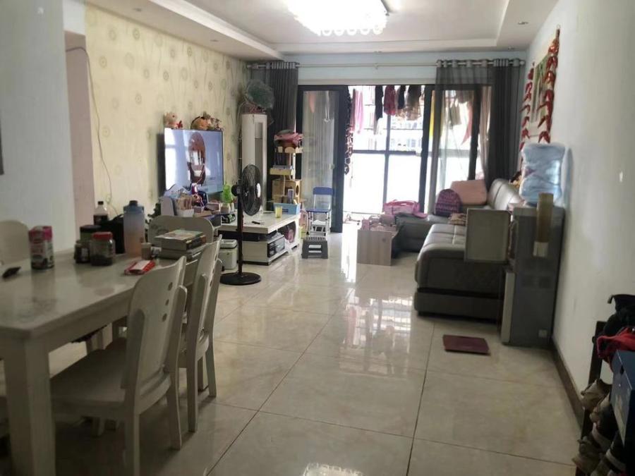 藍(lán)山郡一期法拍房C棟1506號(hào)