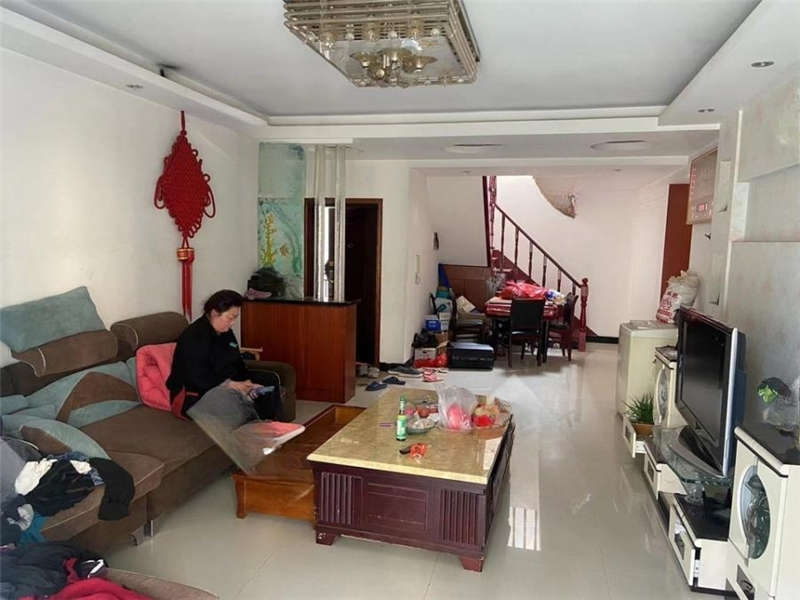 蓮湖大市場（蓮湖汽配城）法拍房6、7棟601房