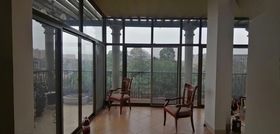 橘郡禮頓山法拍房C8棟404號房產(chǎn)及室內可移動家具家電