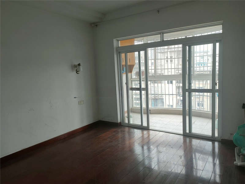 楚天家園法拍房1棟（實(shí)勘藍(lán)天閣D座）1208、1308號(hào)