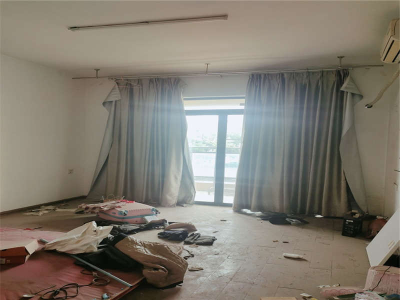 金典商務(wù)中心法拍房1、2、3、4棟615號(hào)