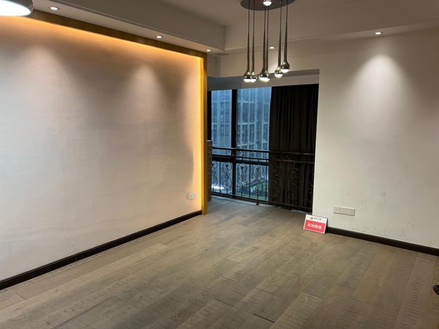 美林銀谷國際社區(qū)（銀谷苑）法拍房6、7棟706房