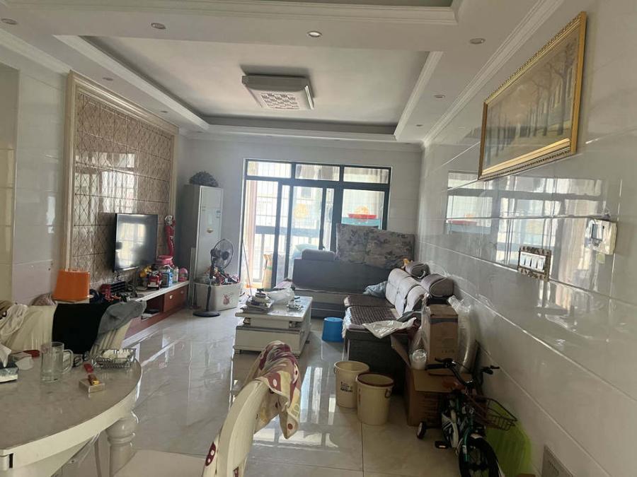 易通新城法拍房1、2棟608室