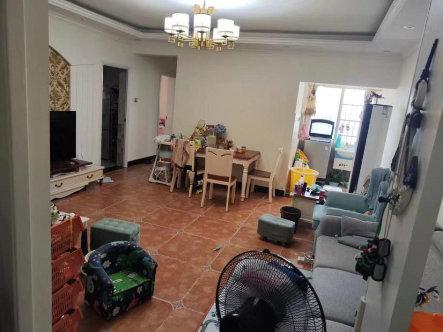 錦璨家園法拍房E、F、G、H棟3215室