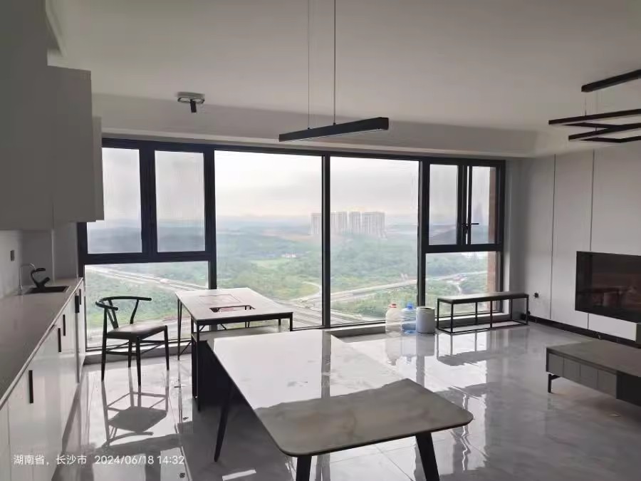 善化國(guó)際（善化名?。┓ㄅ姆?2棟2401室