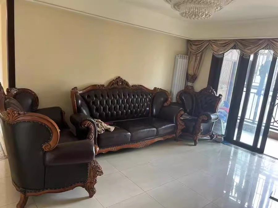 中海國際社區(qū)一期（中海江御名園）法拍房金楠街1、2棟2201