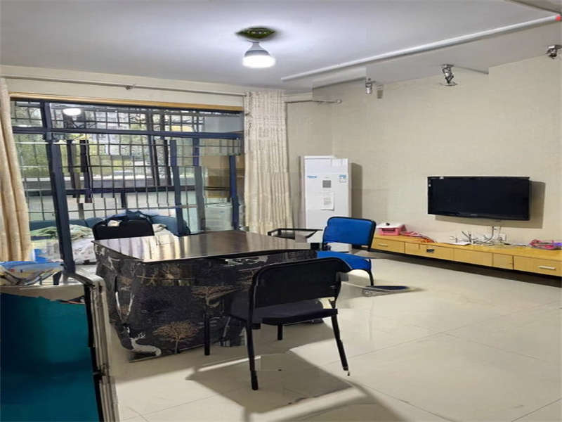 湘江世紀(jì)城貫江苑法拍房10棟104號（雙學(xué)區(qū)）