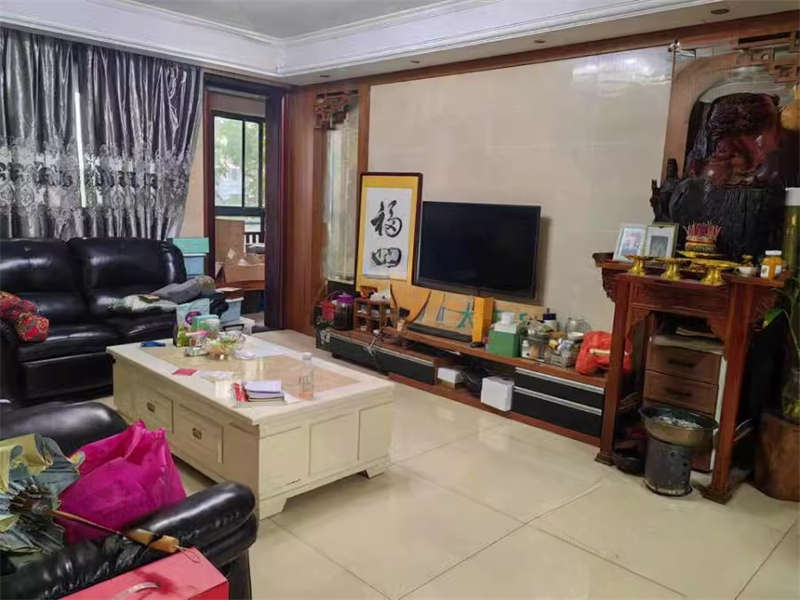 藏瓏湖上國(guó)際花園法拍房2-5棟405號(hào)