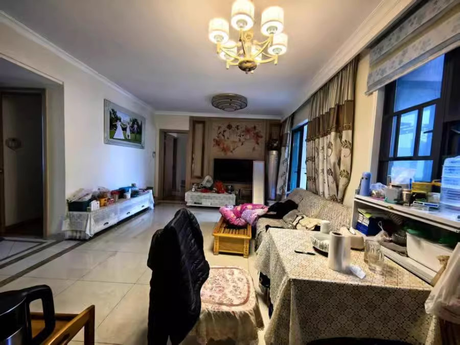 佳兆業(yè)時(shí)代廣場法拍房3棟3002房