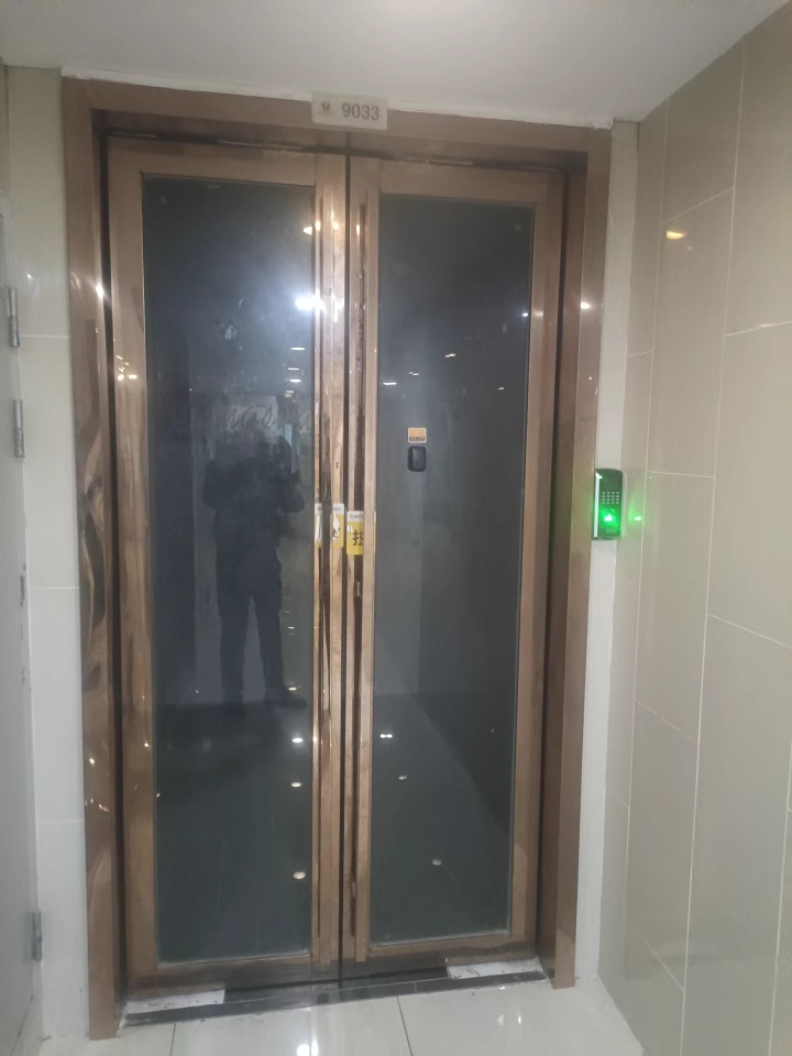 （大漏寫字樓）北辰鳳凰天階苑B1E1區(qū)法拍房B1E1區(qū)1-10棟及地下車庫(kù)、連接平臺(tái)9033