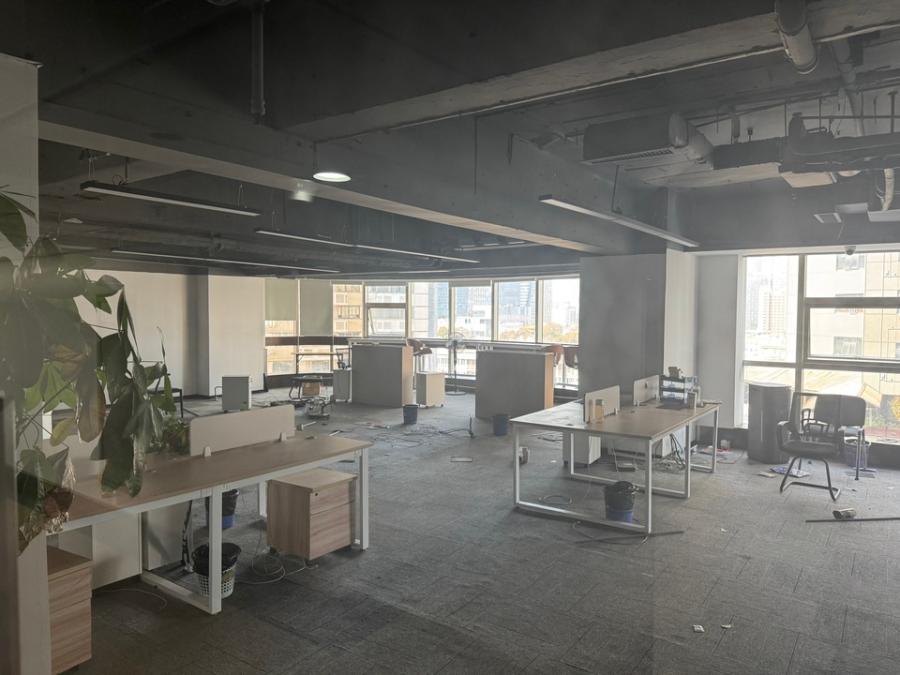 （法拍寫字樓）順天國(guó)際財(cái)富中心706（物業(yè)標(biāo)注門牌號(hào)碼為806）