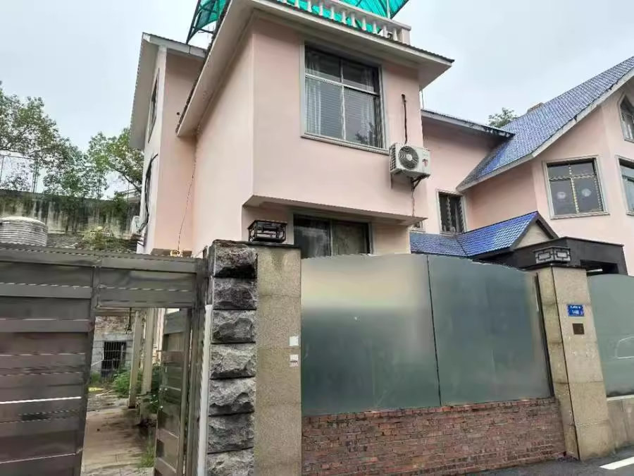 （8折 獨(dú)棟別墅）洪山翠園二區(qū)法拍房14號(hào)棟全部